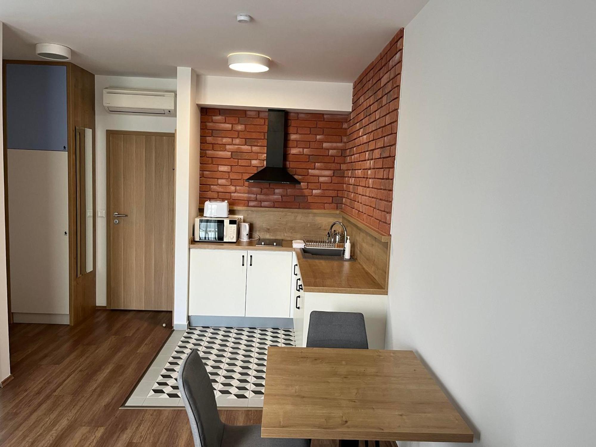 Berill Crystal Apartman Sárvár Eksteriør bilde