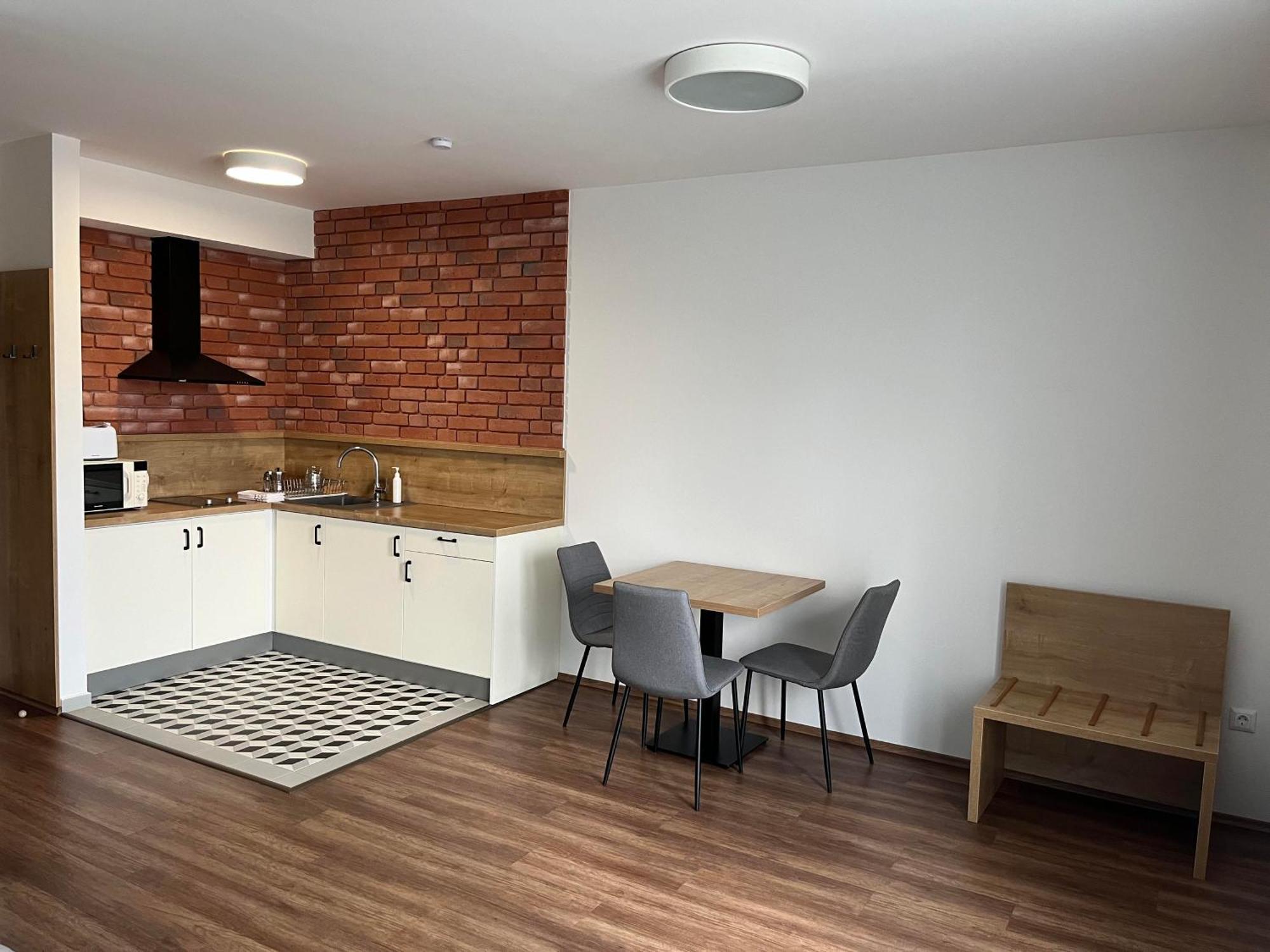 Berill Crystal Apartman Sárvár Eksteriør bilde