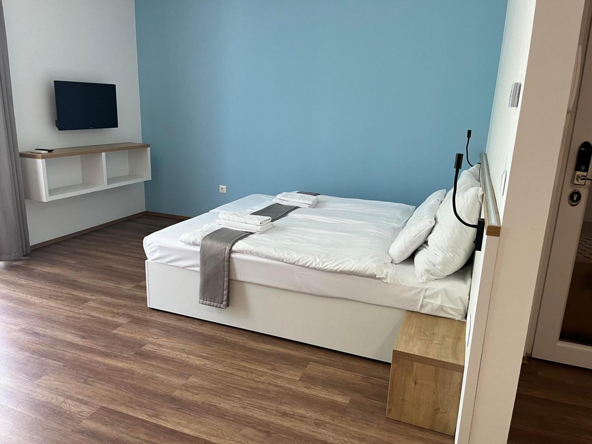 Berill Crystal Apartman Sárvár Eksteriør bilde